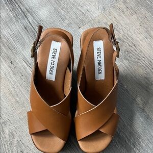 Steve Madden Women's Brown Cross-Strap Sandals